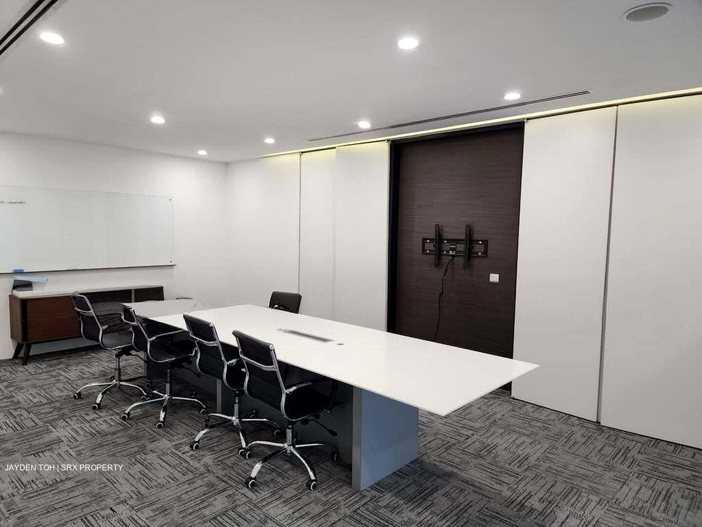 Dapenso Building (D1), Office #541628541